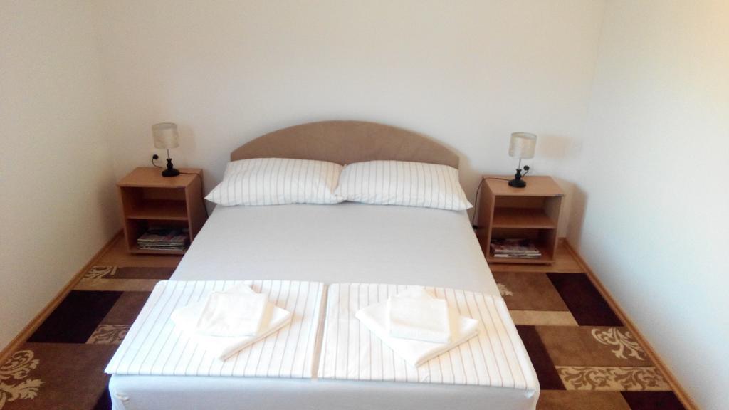 Apartment Beba Мостар Екстериор снимка